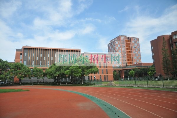 學(xué)飛機維修哪個學(xué)校好