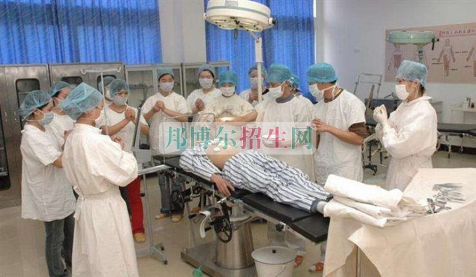 成都臨床醫(yī)學學校好嗎