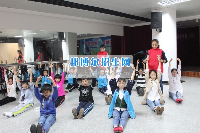川南幼兒師范高等專(zhuān)科學(xué)校先進(jìn)組織