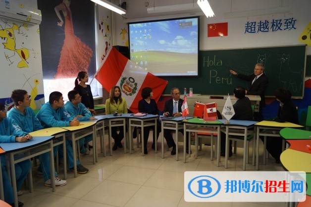 麗江市古城區(qū)職業(yè)高級(jí)中學(xué)網(wǎng)站網(wǎng)址