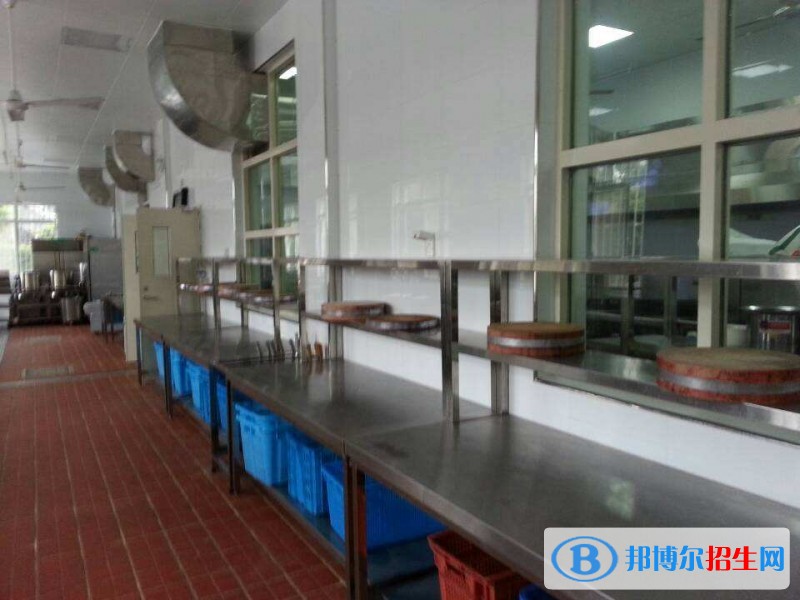 蓬溪應(yīng)用技術(shù)職業(yè)學(xué)校食堂