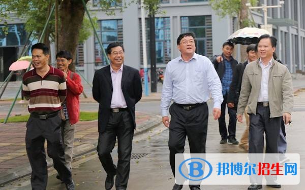 雅安中專學(xué)校可以考大學(xué)嗎