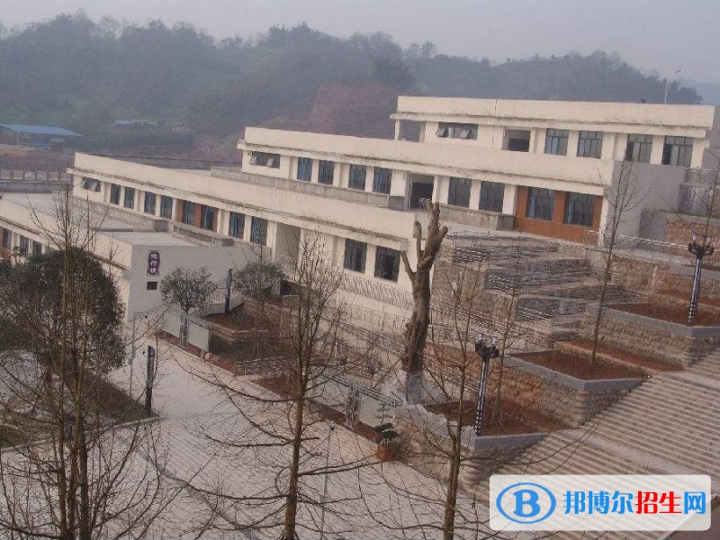 雅安高中畢業(yè)生讀中專學(xué)校