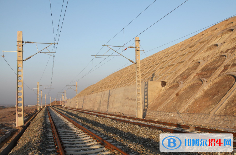 湖北2020年鐵路學校里面有哪些專業(yè)