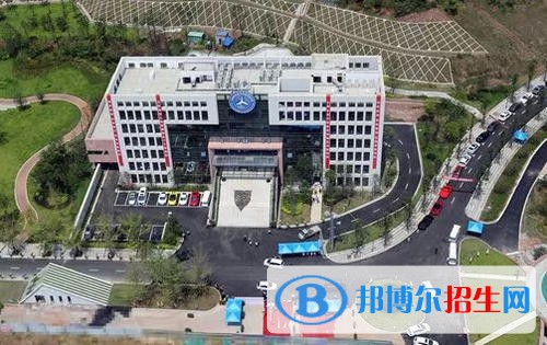 天府新區(qū)通用航空職業(yè)學(xué)院地址在哪里
