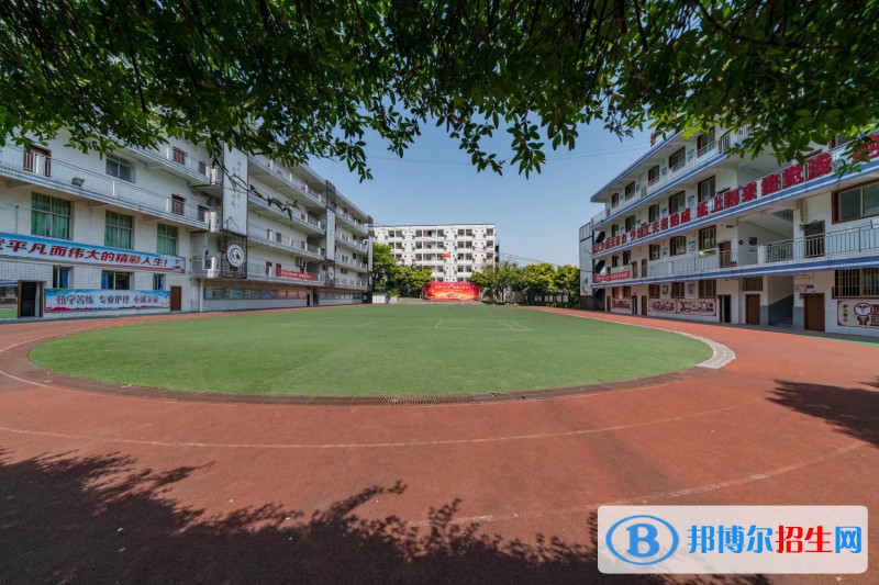 重慶2021年讀幼師學(xué)?？梢钥即髮W(xué)嗎