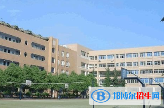 成都大學(xué)附屬中學(xué)2021年招生簡(jiǎn)章