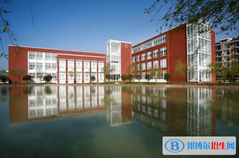 北京朝陽區(qū)農(nóng)業(yè)機(jī)械化學(xué)校2021年報名條件、招生要求、招生對象