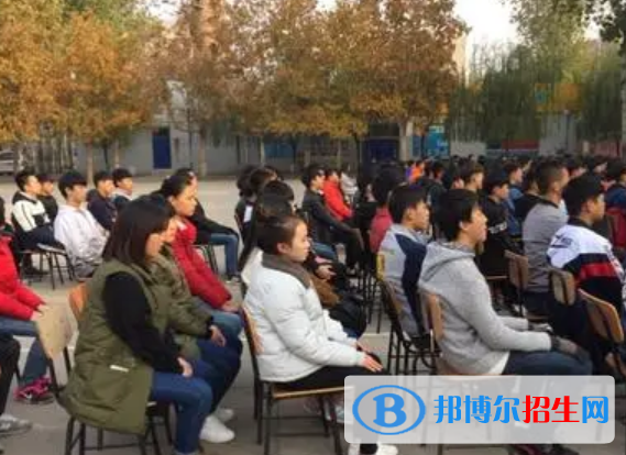 邯鄲工業(yè)學(xué)校2022年報名條件、招生要求、招生對象