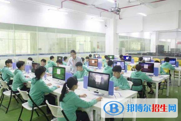 四川2023年計(jì)算機(jī)學(xué)校報(bào)什么專業(yè)好