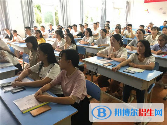 四川2023年現(xiàn)在計(jì)算機(jī)學(xué)校有什么專業(yè)