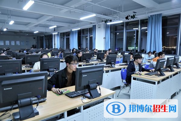 四川2023年計(jì)算機(jī)學(xué)校專業(yè)學(xué)什么