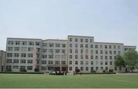 成都市洛帶中學(xué)招生簡(jiǎn)章2025年